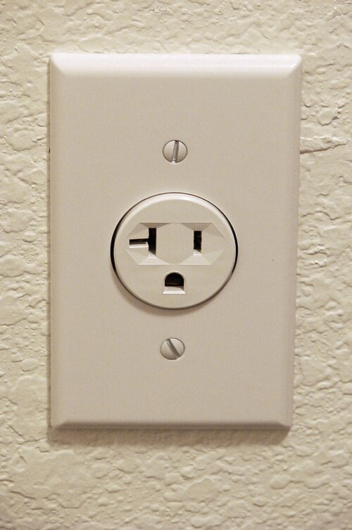 20A outlet with T-shaped slot